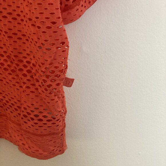 Lululemon Sweat Your Heart Out Crop Shirt Mesh Sunset Orange Size 12 - Picture 3 of 4